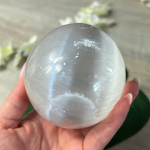 Load image into Gallery viewer, Selenite Sphere 80mm
