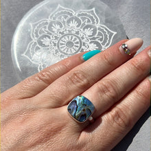 Load image into Gallery viewer, Abalone Shell 925 Silver Ring -  Size N - N 1/2
