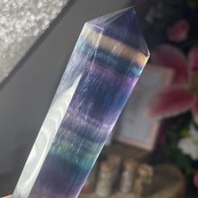 Load image into Gallery viewer, Large Fluorite DT Wand
