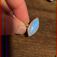 Load image into Gallery viewer, Moonstone 925 Sterling Silver Ring -  Size L
