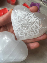 Load image into Gallery viewer, Selenite Heart

